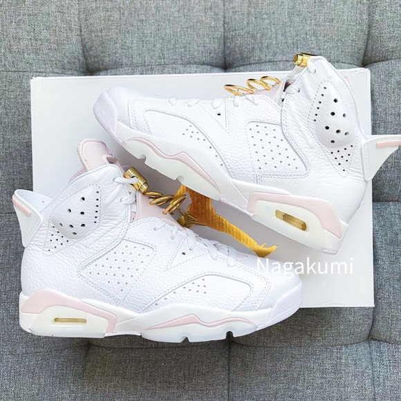 🤍💖 Nike Air Jordan 6 white soft pink with gold c - Picture 2 of 4